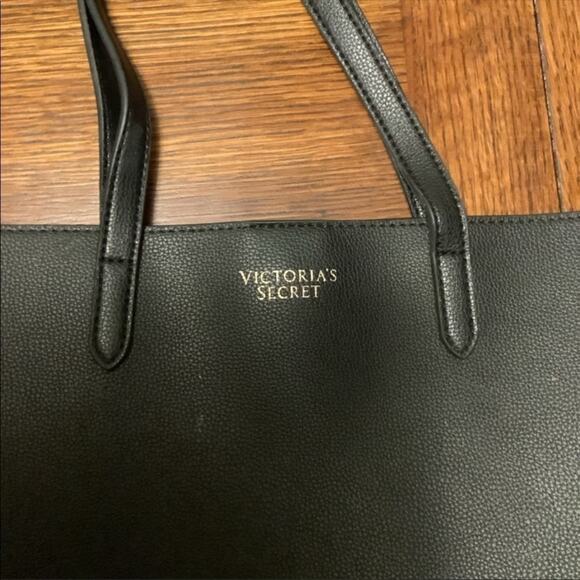 Victoria’s Secret VS Black Shoulder Bag - Picture 4 of 8
